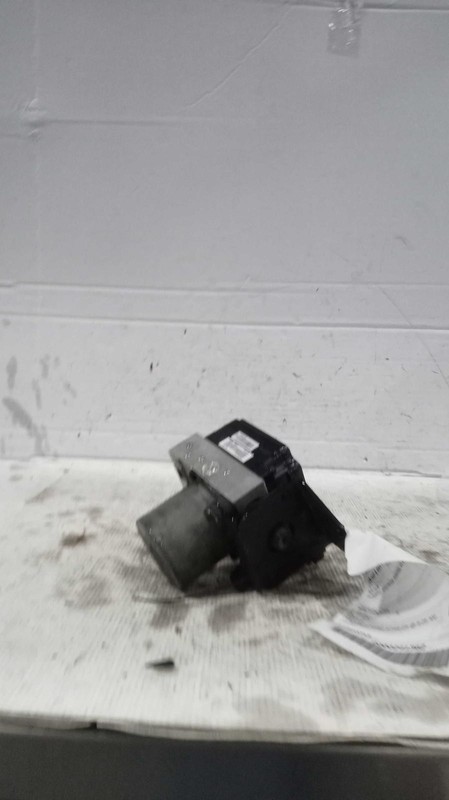 Used ABS Pump and Motor Assembly fits: 2016 Kia Sedona Actuator and Pump Assembl