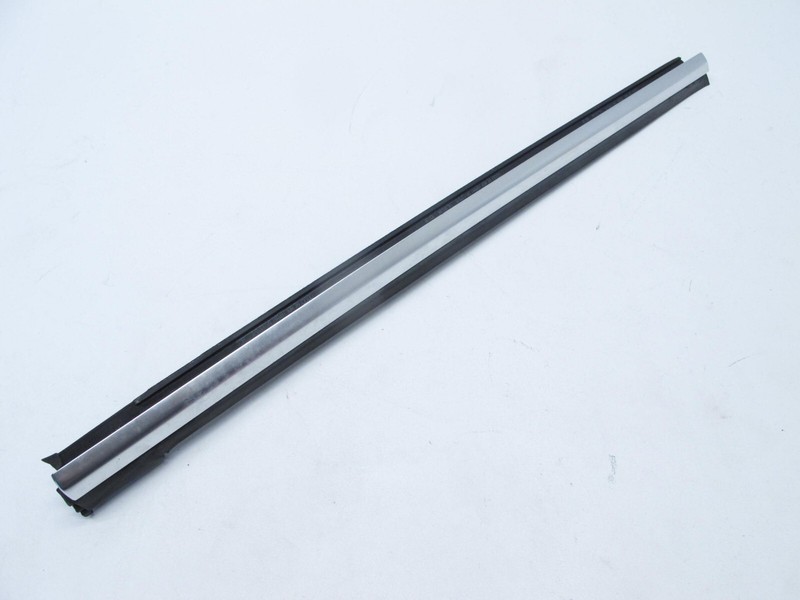 03-09 AUDI B7 A4 S4 RS4 CONVERTIBLE QUARTER WINDOW MOLDING TRIM LEFT REAR 102324
