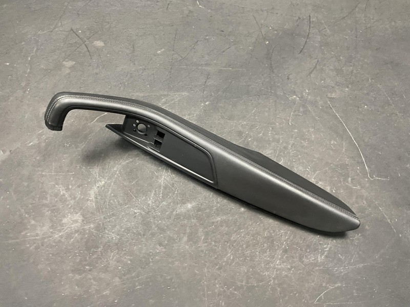 Front Left Door Armrest 2019 Audi S5 Coupe 8W6867173A 2018