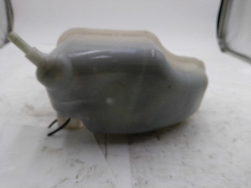 2015 KIA SEDONA Engine Coolant Reservoir Black OEM 3.3L 104K Miles 254302W000