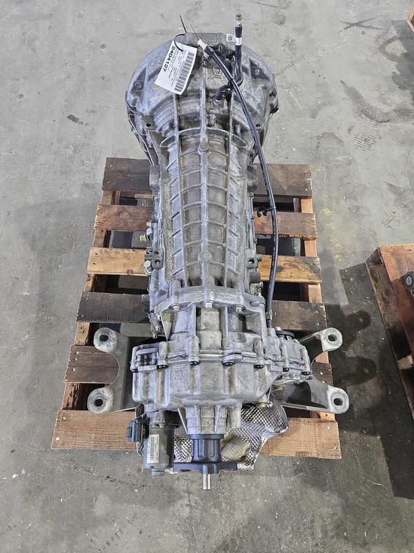 2020-2024 3.3L Ford Explorer Auto Transmission W/ Police Package W/o Hybrid 76K