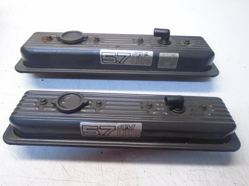 U1 OMC 1987 5.0L V8 Cylinder Head Valve Rocker Covers (2) 0913268 0987813