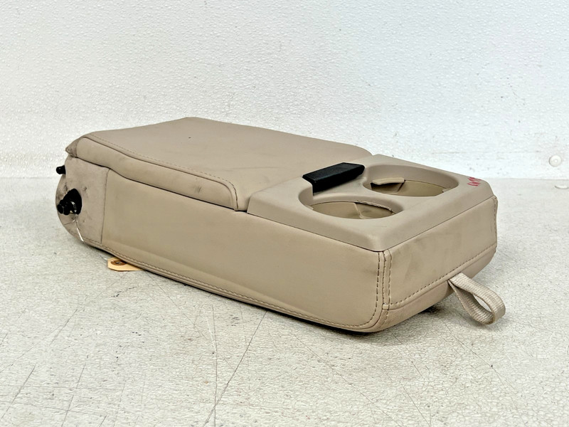 ⭐2017-2020 LINCOLN MKZ REAR SEAT ARM REST & CUP HOLDER BEIGE LEATHER OEM LOT2643
