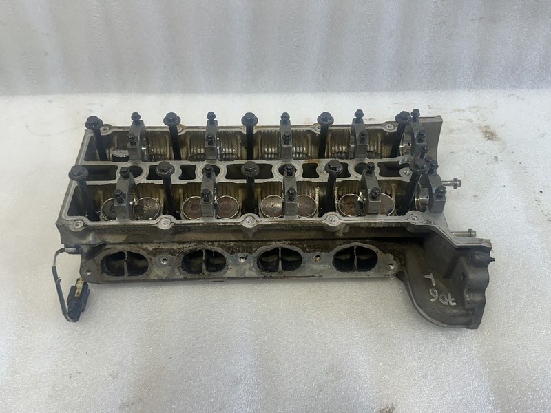 2003-2006 JAGUAR XK8 LEFT DRIVER SIDE ENGINE CYLINDER HEAD BARE 148K MILES