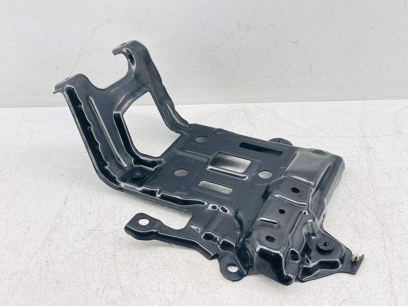 10-19 FORD C-MAX Hybrid Inverter Mounting Bracket OEM DM587K011AD