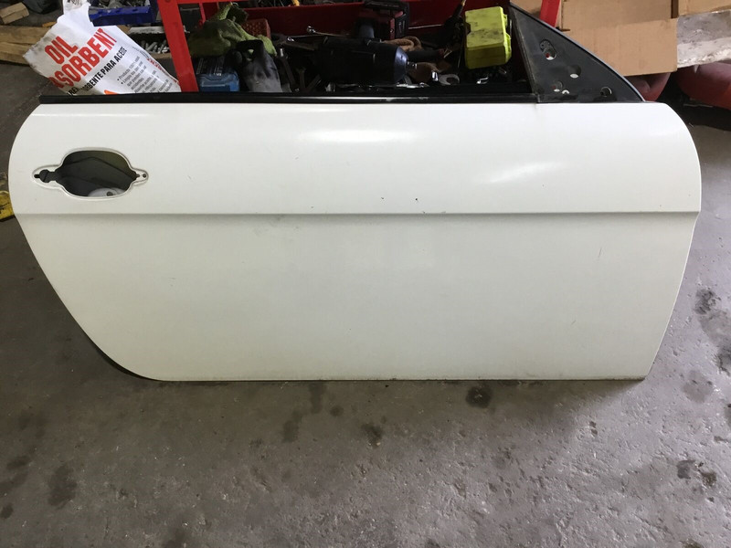 BMW E64 650i 2007 Convertible Front Right Passenger Door Shell 06-10 :O