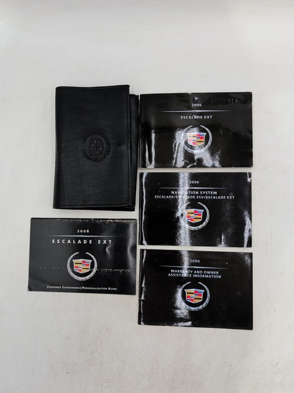 2006 Cadillac Escalade EXT Pickup Truck Owner Owner's Manuals User Guide 6.0L V8