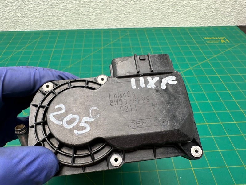 10-15 JAGUAR XJ XF XK ENGINE THROTTLE BODY OEM