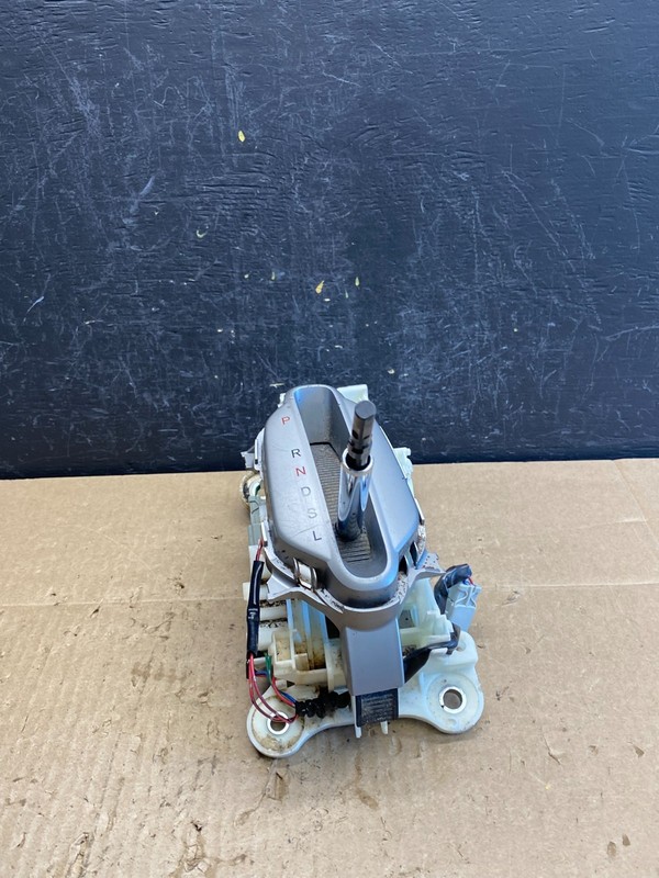 2010 to 2014 Honda Insight CVT Floor Gear Shift Shifter AC9122