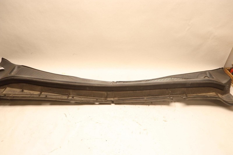 2011-2016 FORD F350 SD F250 SD FRONT WINDSHIELD WIPER COWL GRILLE VENT COVER OEM