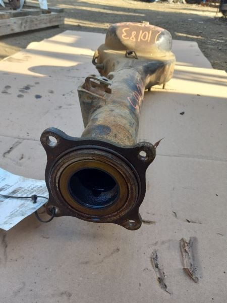 90-95 TOYOTA PICKUP RWD AT REAR AXLE HOUSING ASSEMBLY