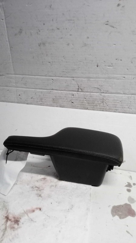2020 Nissan Versa Center Console Blue OEM Used 4DR SED GRY 120K Miles