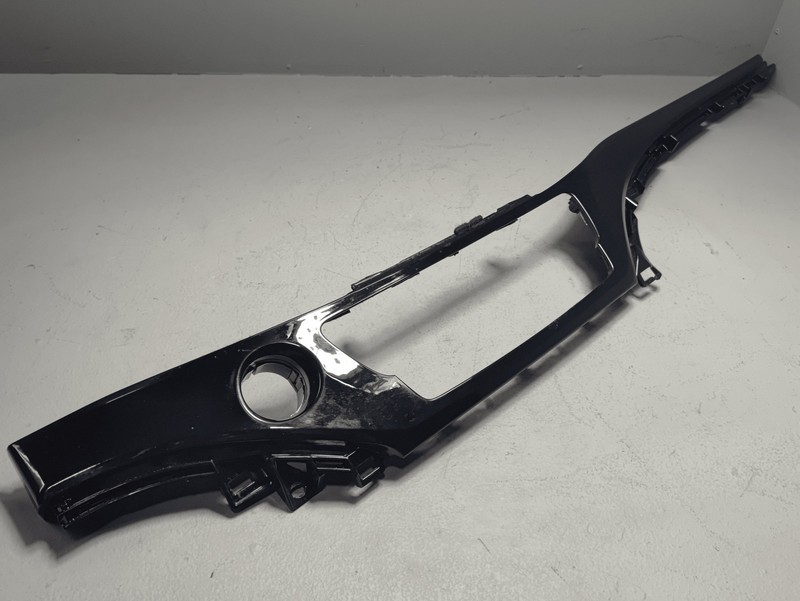 2016-2022 HONDA PILOT DASH DASHBOARD CENTER MOLDING BEZEL COVER OEM