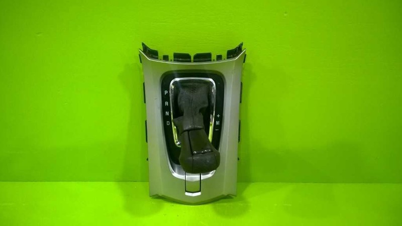 09 CTS AT FLOOR GEAR SHIFT SHIFTER BEZEL OEM 3083-21