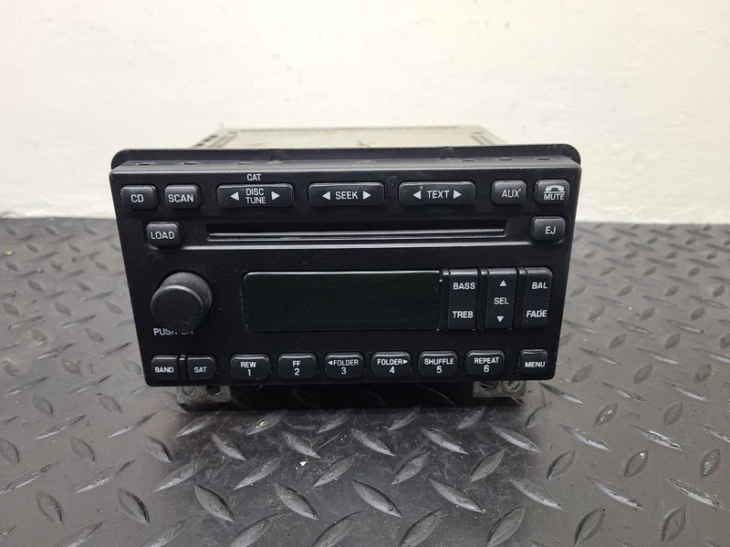 03-05 Ford Escape AM FM CD Disc Stereo OEM 4L2Z-18806-DA