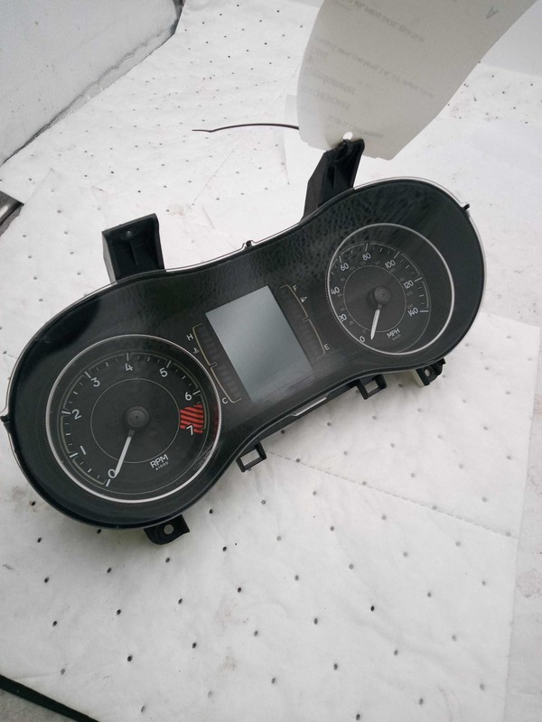2014 Jeep Cherokee Speedometer Gauge OEM 140 MPH Grey 2.4L 131K Miles