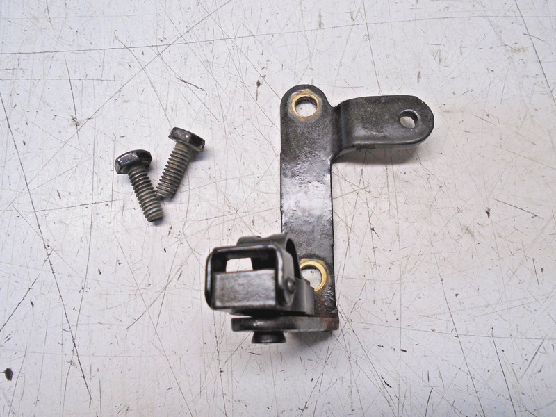 J6a F695872 Force L-Drive Throttle Cable Bracket & Swivel Clamp