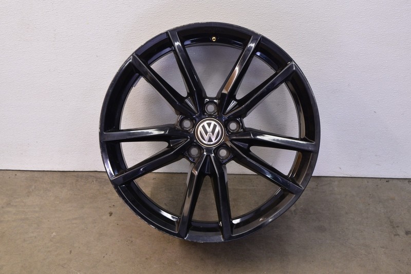 MK7 VW GTI 18" Black Pretoria Wheel Rim ET51 5x112 Genuine Oem 2015-2021
