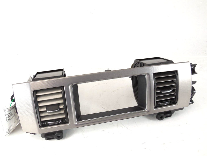 2010 10 Jaguar XF Center Dashboard Air Vent W/ Trim Surround Bezel OEM