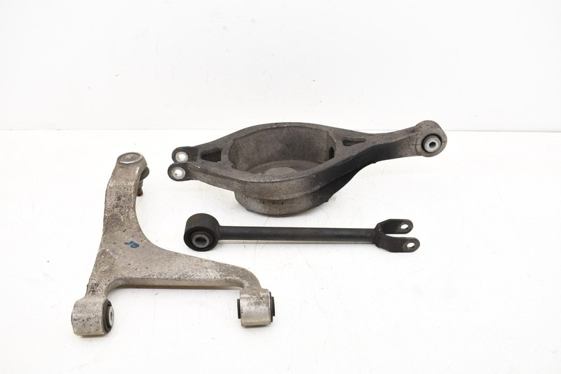 2003 INFINITI G35 REAR RIGHT SUSPENSION CONTROL ARMS SET OEM INCOMPLETE KW66