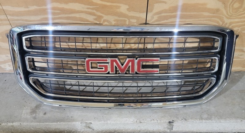 2015 2016 2017 2018 2019 2020 GMC YUKON XL CHROME FRONT GRILLE With Emblem OEM