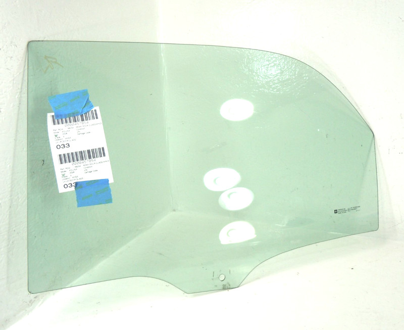 2005-2009 Chevrolet Equinox Rear Door Window Glass Driver Left OEM