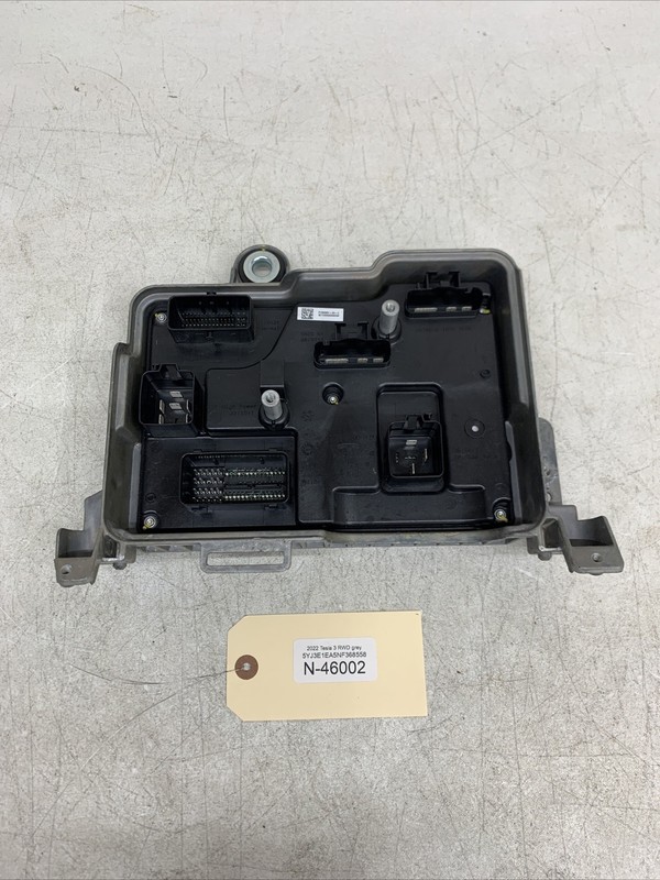 20-23 Tesla 3 Vehicle Control Module Front Body Controller 1583991-03-C 46002 U2