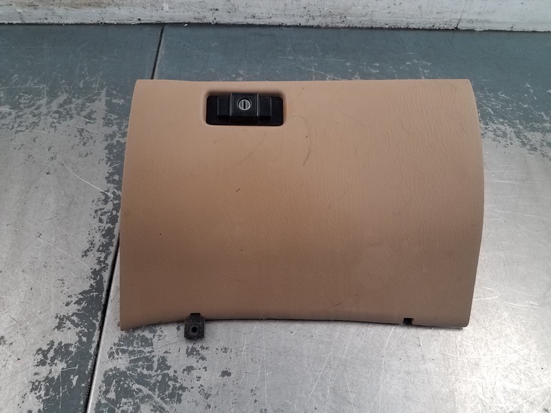 1999 Mitsubishi Eclipse GST GS-T Glove Box #2978 A6