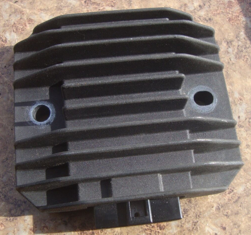 1994 Kawasaki Ninja ZX600 ZX 600 ZX ZX-6 Voltage Regulator Rectifier Electric L4