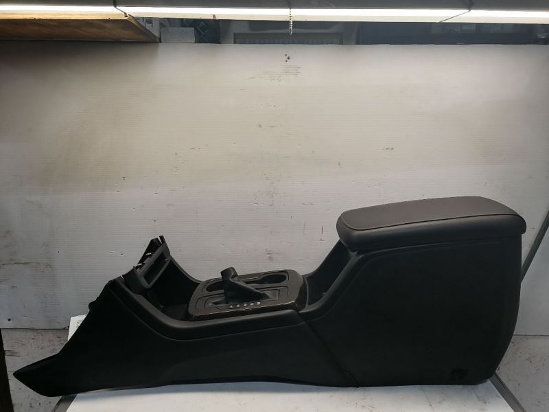 Console Front Floor Without Wireless Charger Fits 15-19 CANYON 1310203