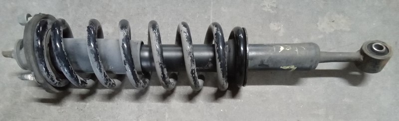 2005-2008 Tacoma LH Front Strut 4x2 PreRunner w/o off road package 4851004090