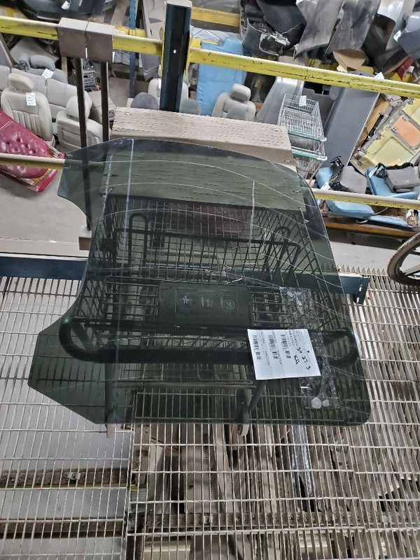 Driver Rear Door Glass Classic Style Fits 01-07 SIERRA 1500 PICKUP 277694