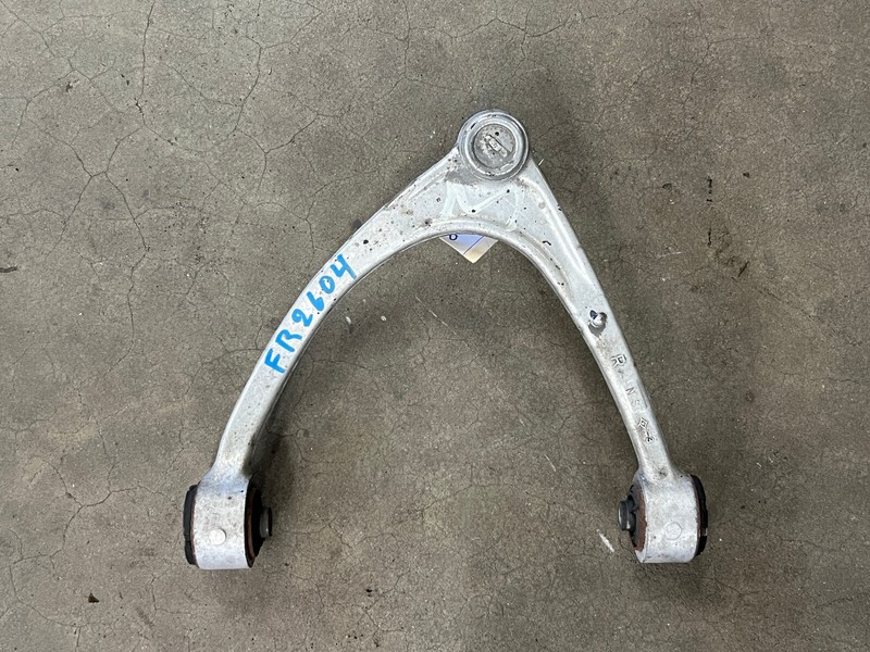 ⭐2001-2006 LEXUS LS430 FRONT RIGHT PASS SIDE UPPER CONTROL ARM ASSY OEM LOT2604