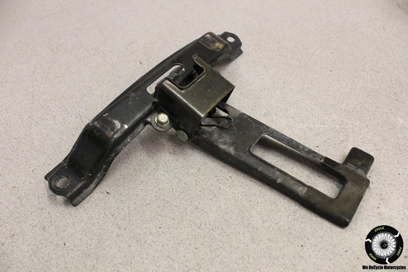 1984 Honda Goldwing 1200 GL1200 SEAT LATCH MOUNT BRACKET LEVER ASSY GL 84