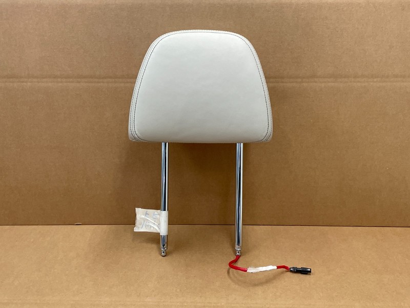 17-19 BMW G30 540i 530i Front Right Passenger Seat Headrest Head Rest 1649 OEM