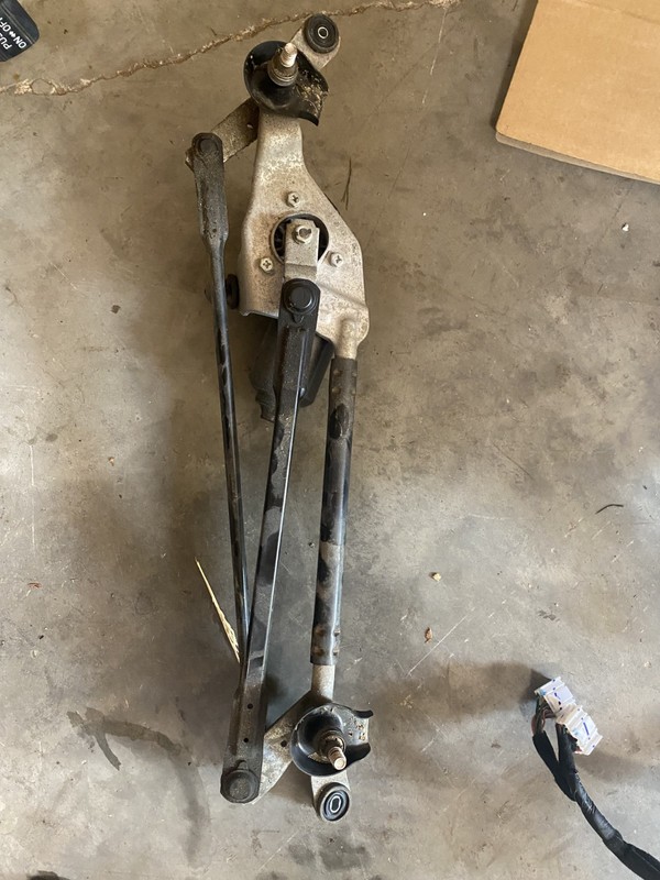 2017 Kia Optima LX Wiper Motor OEM 98100-D4000