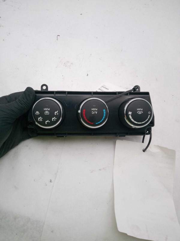 Used A/C Selector Switch fits: 2010 Jeep Liberty manual Grade B