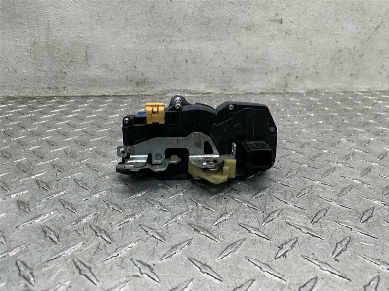 05-09 CHEVROLET EQUINOX PASSENGER FRONT POWER DOOR LOCK ACTUATOR OEM 643.GM8L05
