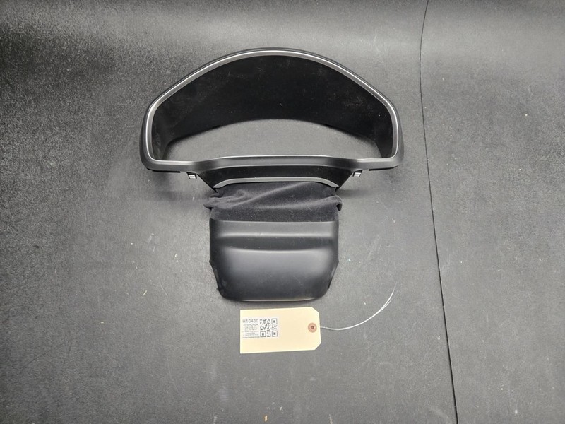 Dashboard Speedometer Cluster Bezel 2019 Honda CR-V 77200-TLA-A01ZA 2017 - 2022