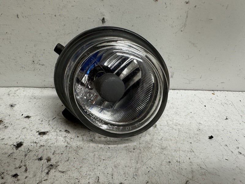 2006-2010 Mazda 5Front Right Passenger Foglamp Foglight Fog Lamp Light Oem