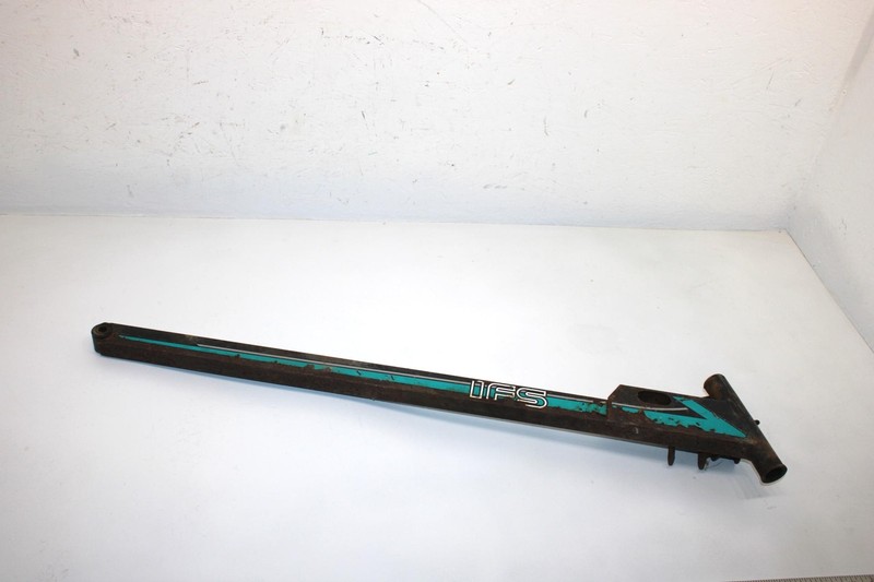 94 Polaris Indy TrailOem Right Trailing Arm 1822428 1822052-067 SPS