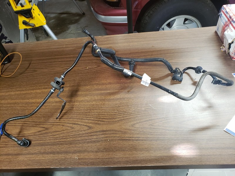 Vacuum linesFits 13-19 ESCAPE
