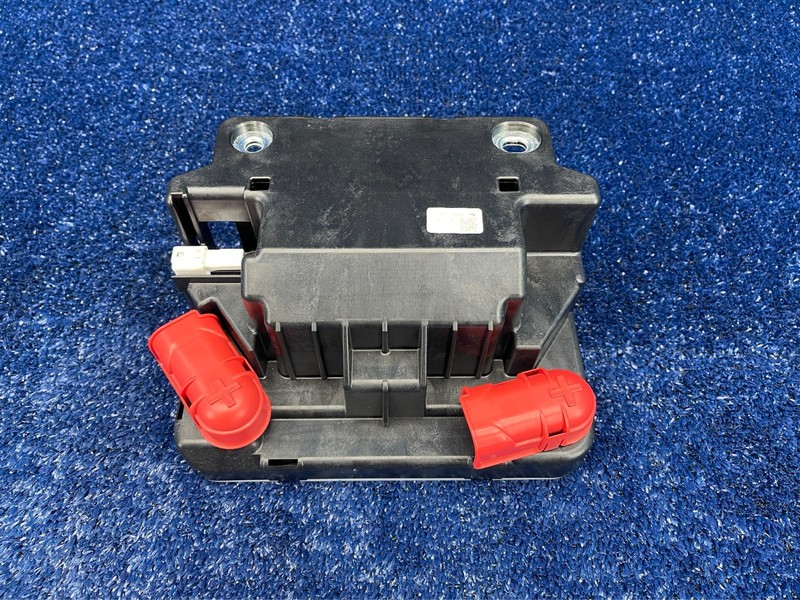 14–17 Infiniti Q50 Battery Electrical Junction Fuse Relay Box Block OEM