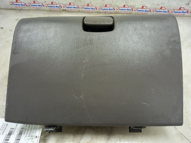 04 TOYOTA SEQUOIA GLOVE BOX GRAY-LB11