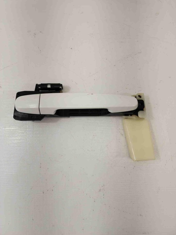 2008 Scion XD RH Passenger Side Exterior Front Door Handle Light Scratches