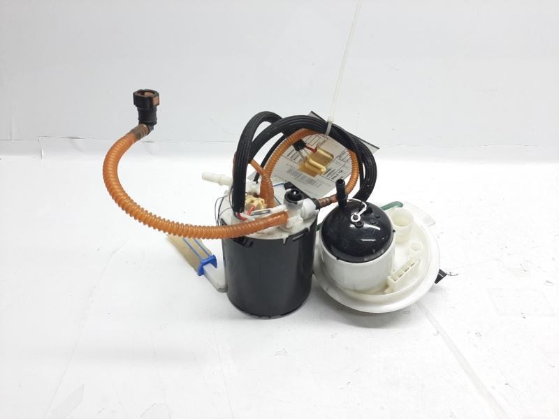 Fuel Pump Assembly Tank Mounted Fits 14-18 RANGE ROVER SPORT LR077703