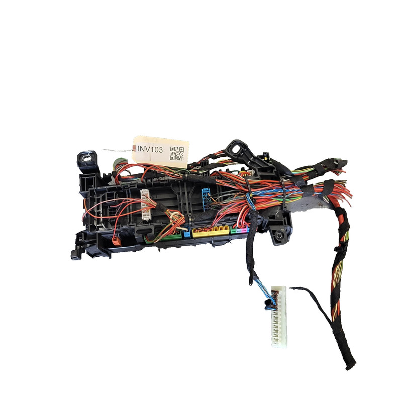 Used Oem Mercedes Fuse Relay Junction Box A2465402614 for 2018 GLA 250 2.0L FWD