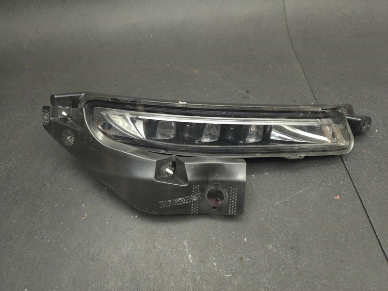 Front Left Daytime Running Light 2017 Lincoln Continental GD9B-13D273-AC 18 - 20