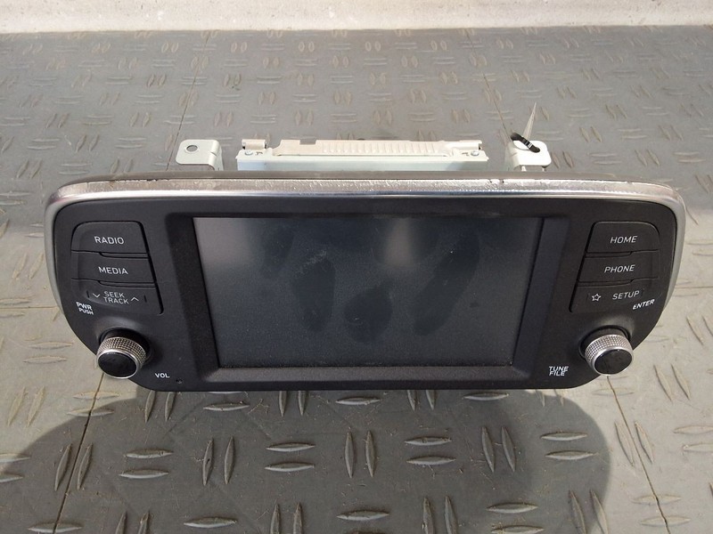 2019-2020 Hyundai Santa Fe Radio Receiver w/o Navigation 7.0" Screen