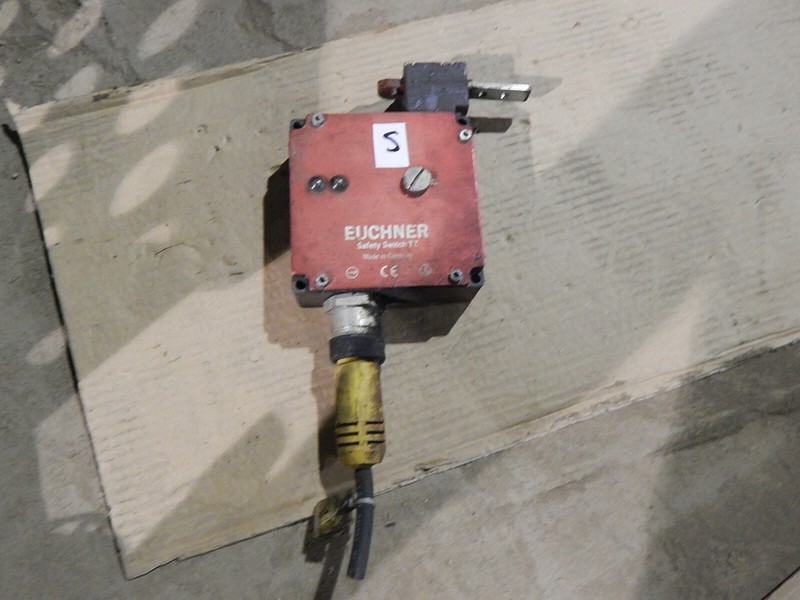 Euchner TZ1LE024BHA C1808 Safety Switch "S" *FREE SHIPPING*